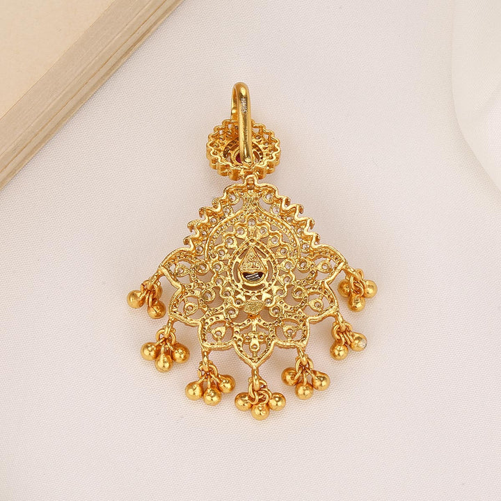 Facinate Stone Pendant