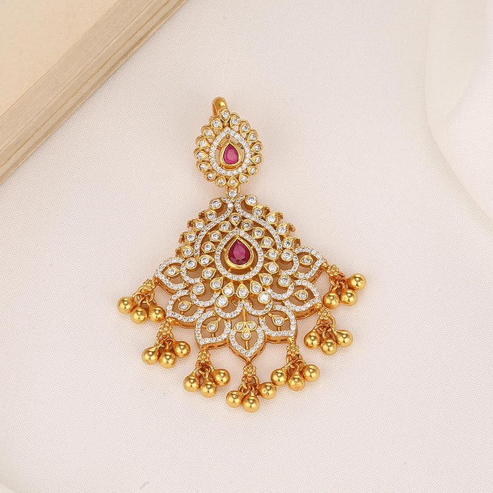 Facinate Stone Pendant