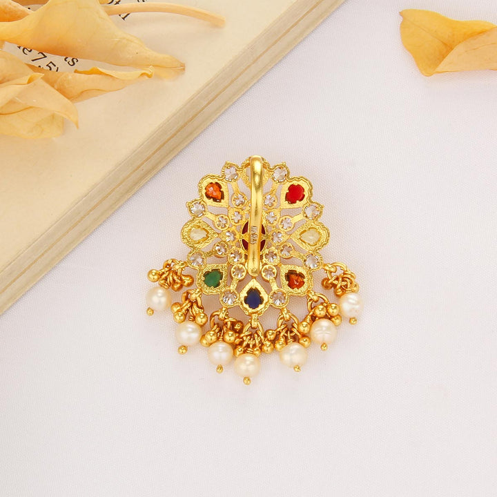 Shinning Stone Pendant