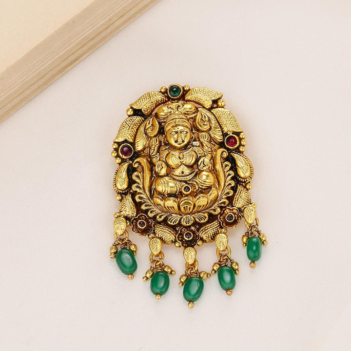 Vikitha Nagas Pendant