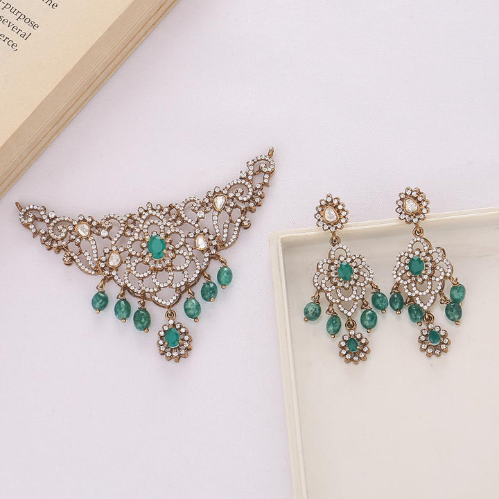 Chic Glow Victorian Pendant set