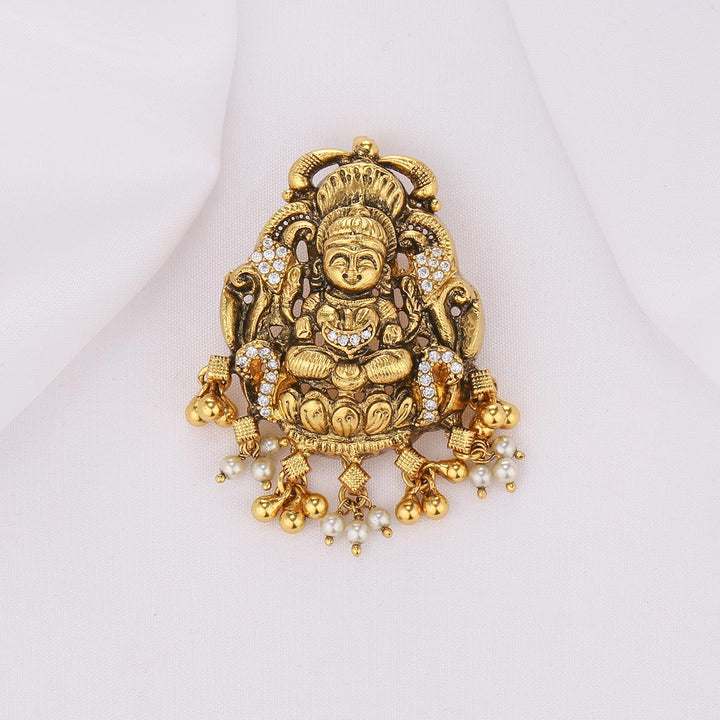 Chic Glow Nagas Pendant