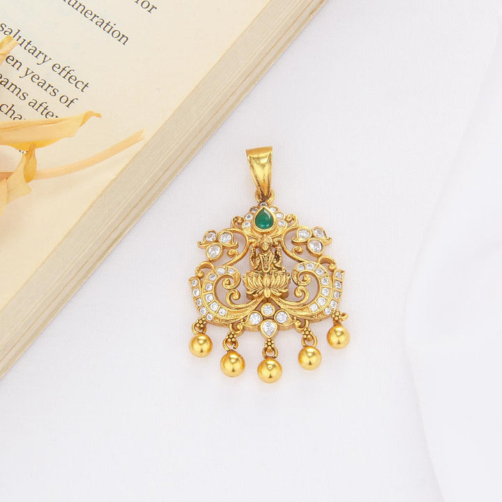 Luxe Glow Stone Pendant