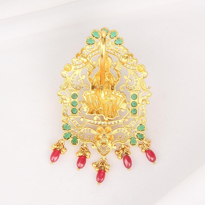 Vedhika Nagas Pendant