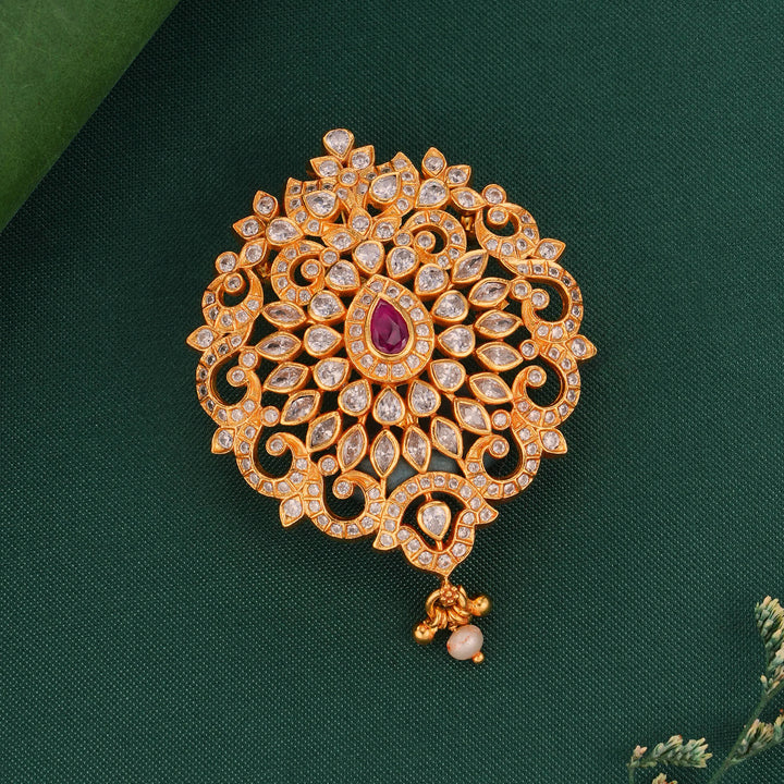 Dazzling Stone Pendant