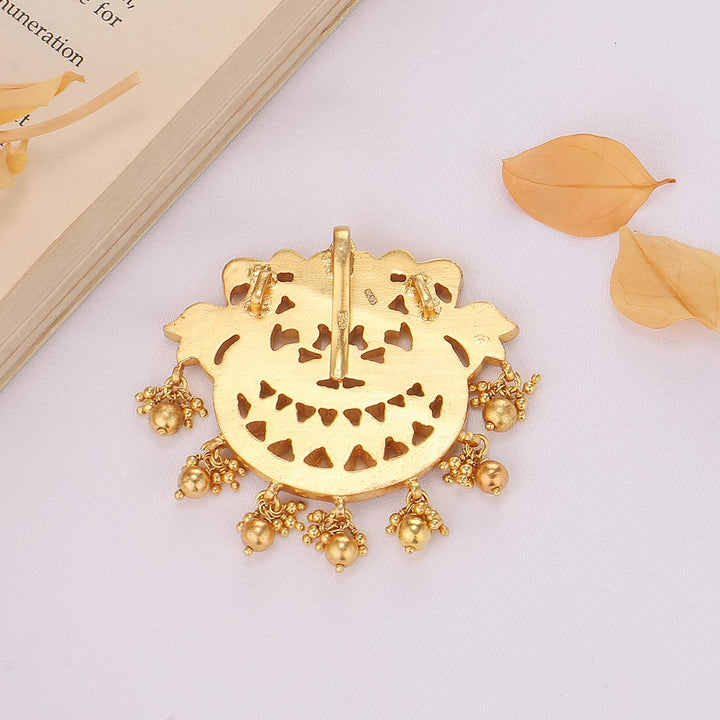 Vinutha Kundan Pendant