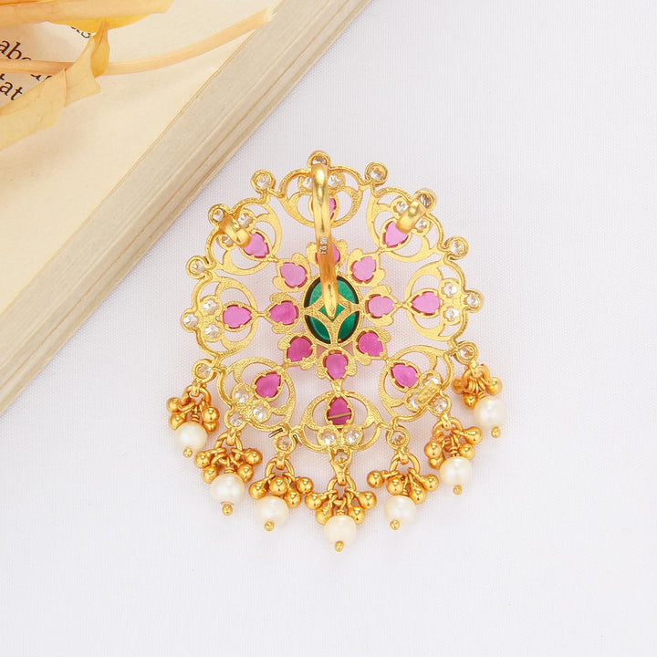 Dazzle Stone Pendant