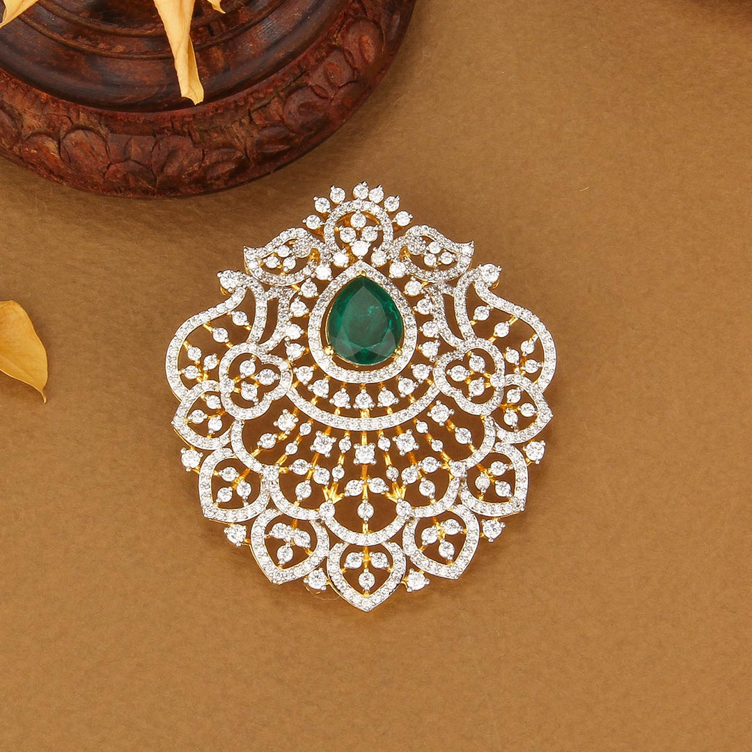 Inaaya Avikam Pendant Set