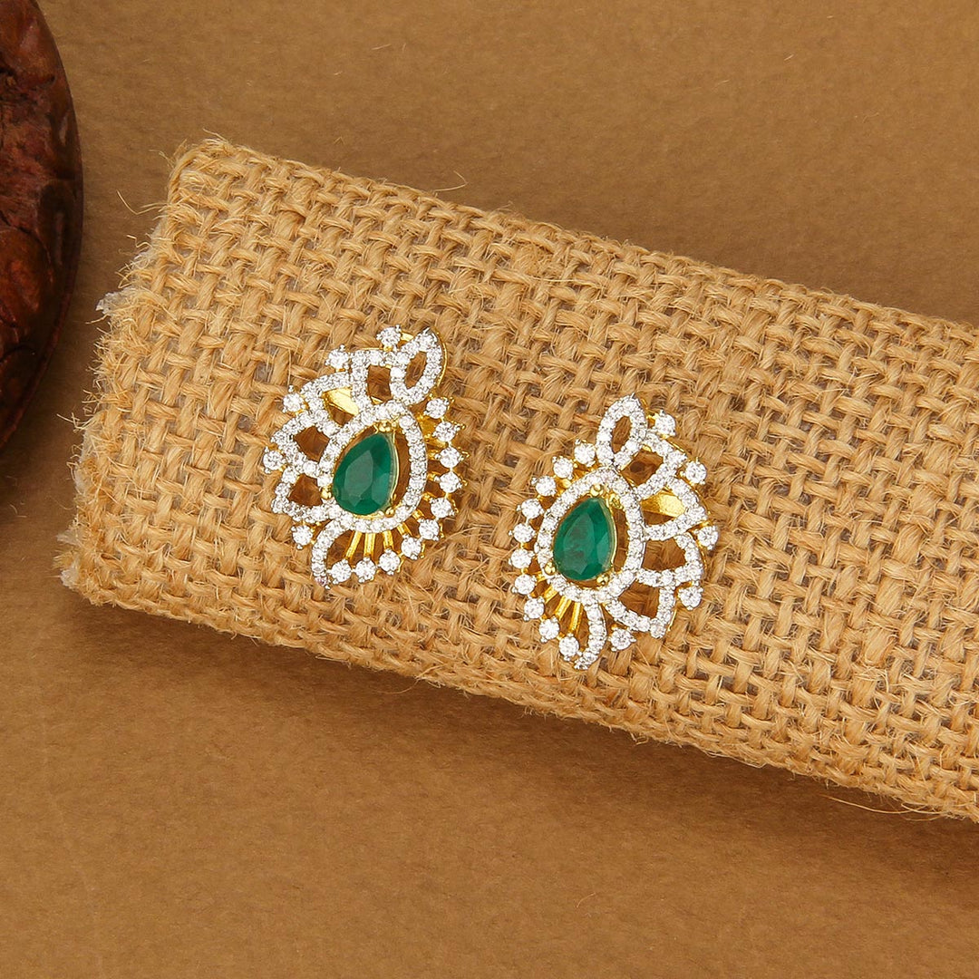 Heritan Avikam Pendant Set