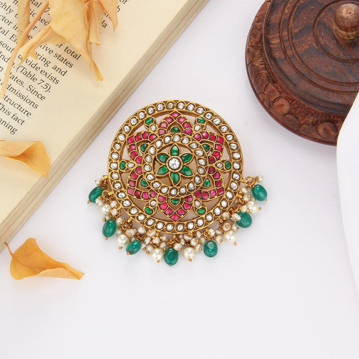 Madhika Kundan Pendant