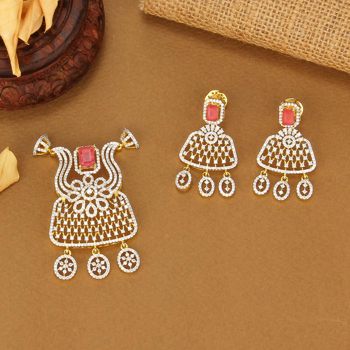 Anitha Avikam Pendant Set