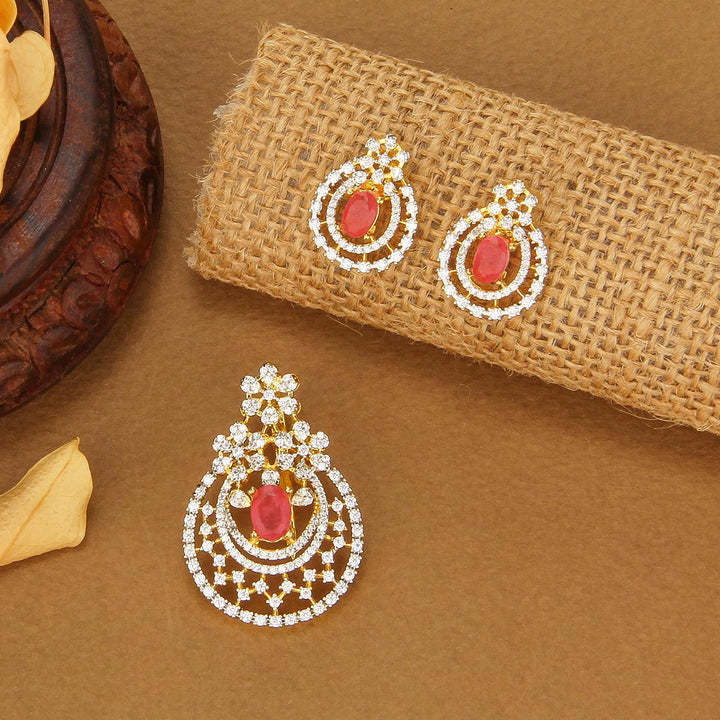 Reyna Avikam Pendant Set