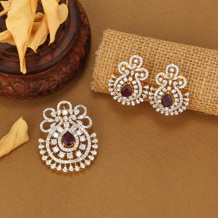 Yamika Avikam Pendant Set