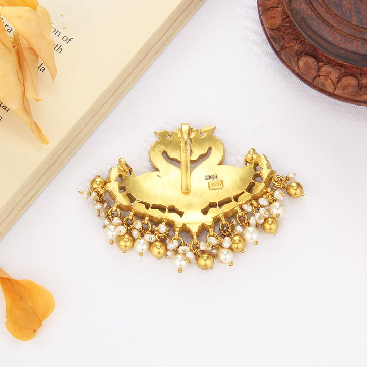 Facinate Kundan Pendant