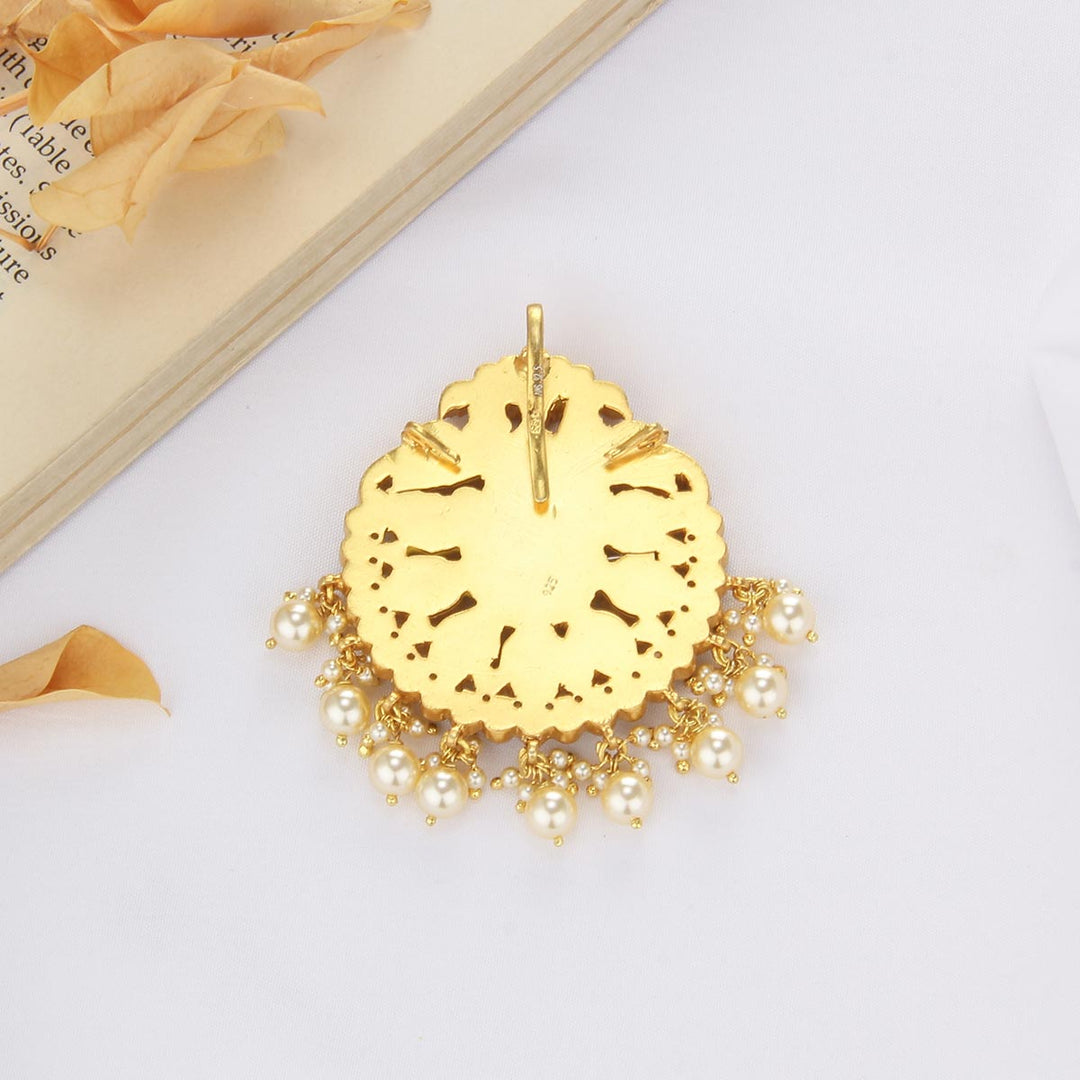 Prathika Kundan Pendant