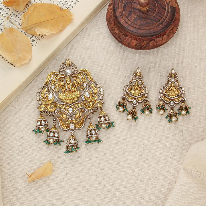 Dual Shine Victorian Pendant Set