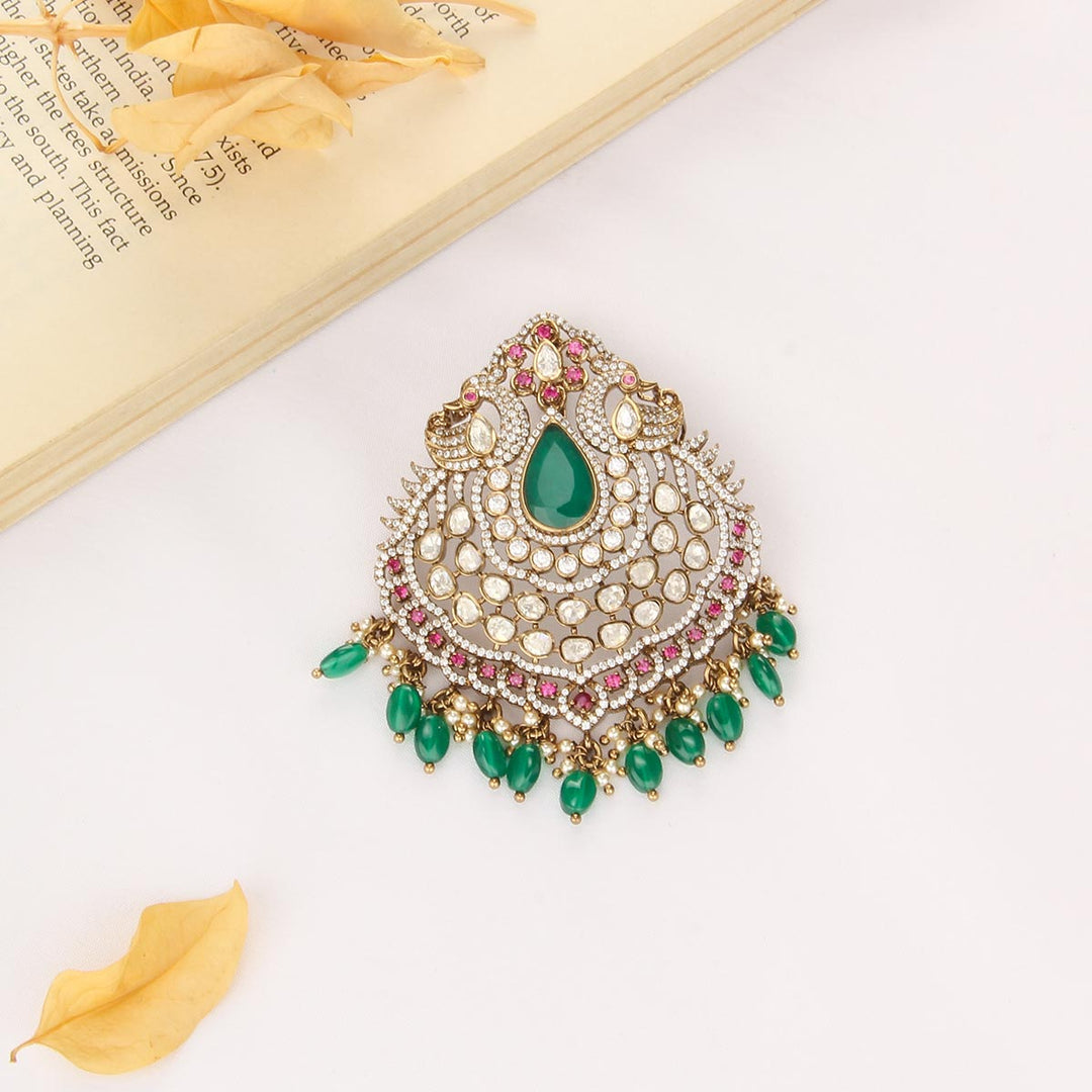 Insheka Victorian Pendant set