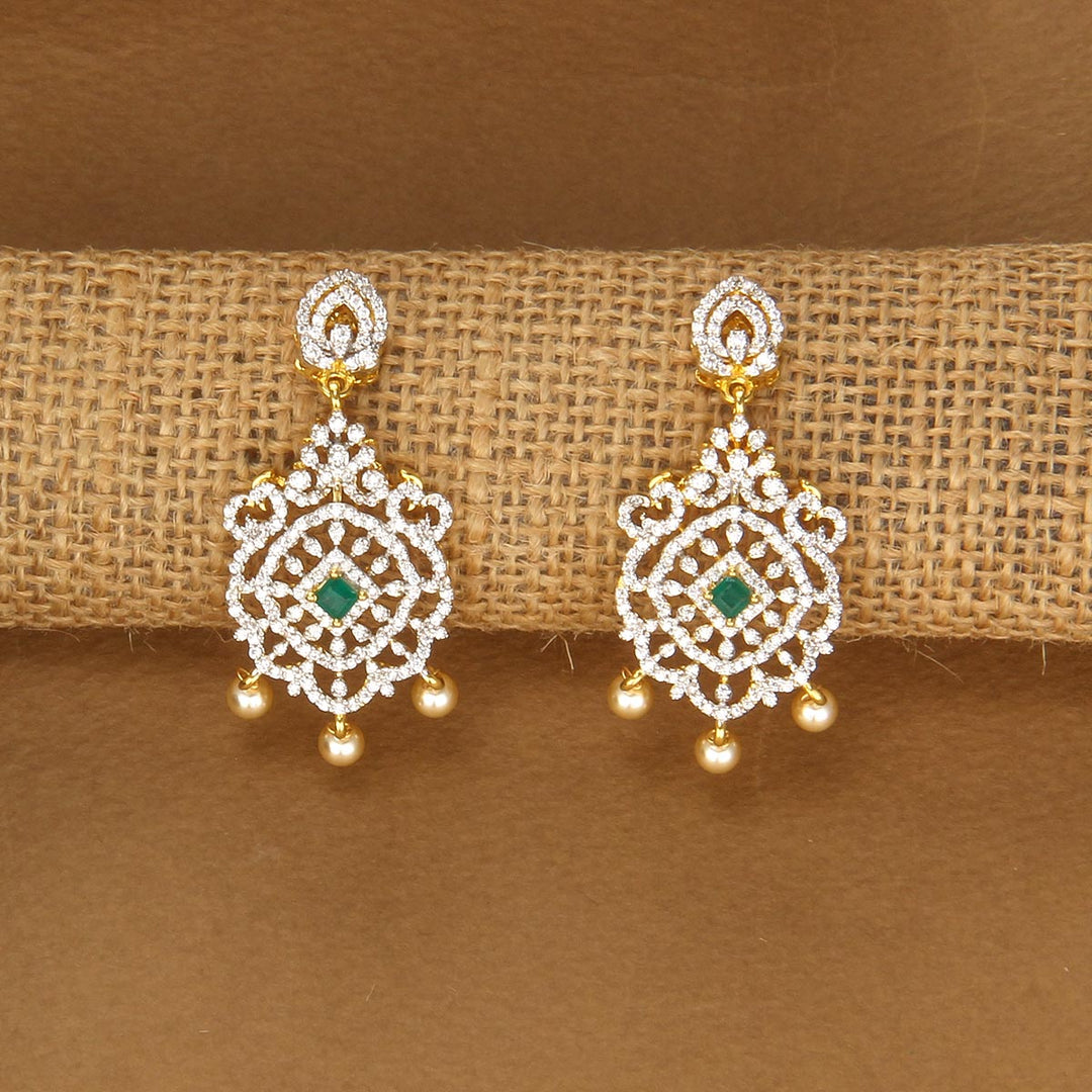 Mithra Avikam Pendant Set