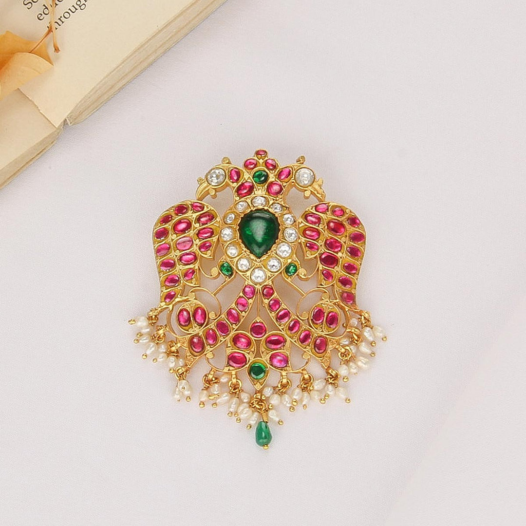 Shinning Kundan Pendant