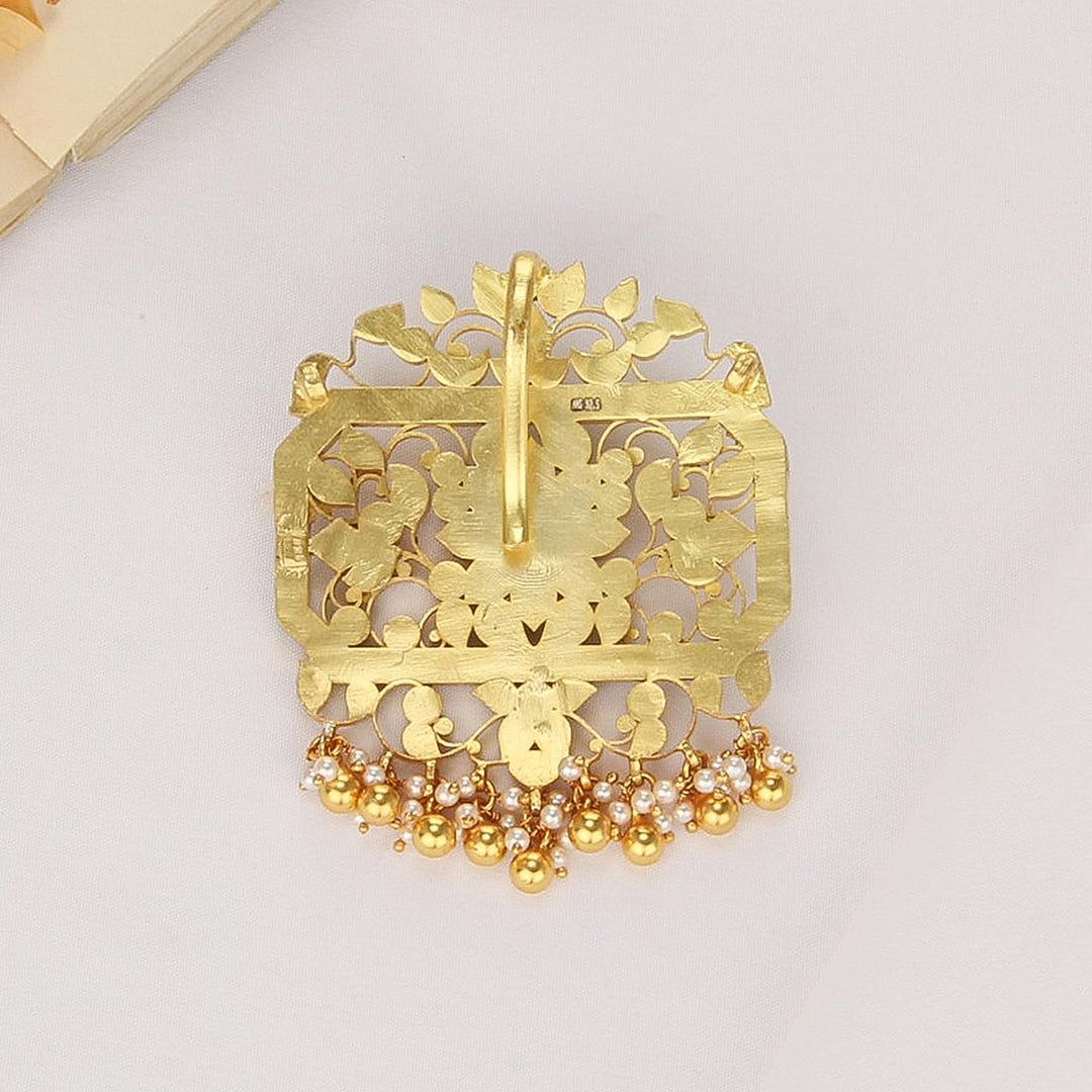 Grandeur Kundan Pendant