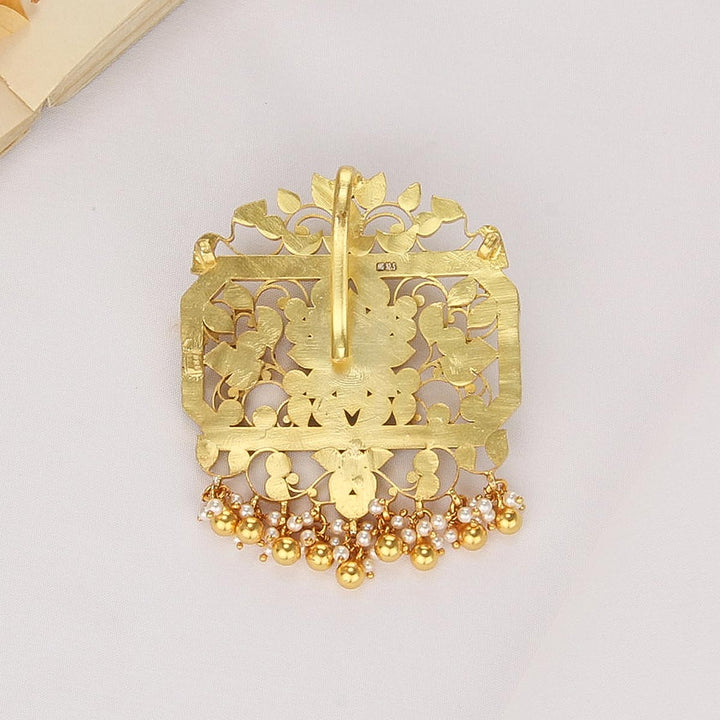 Grandeur Kundan Pendant