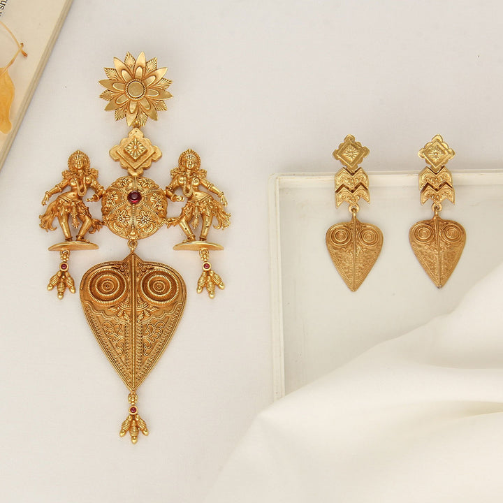 Luna Tribe Boho Pendant Set