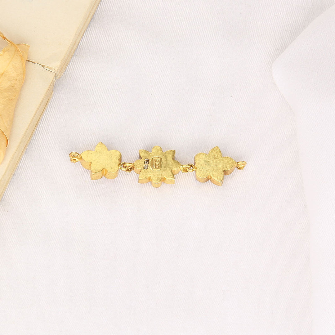 Yashira Mugappu Pendant