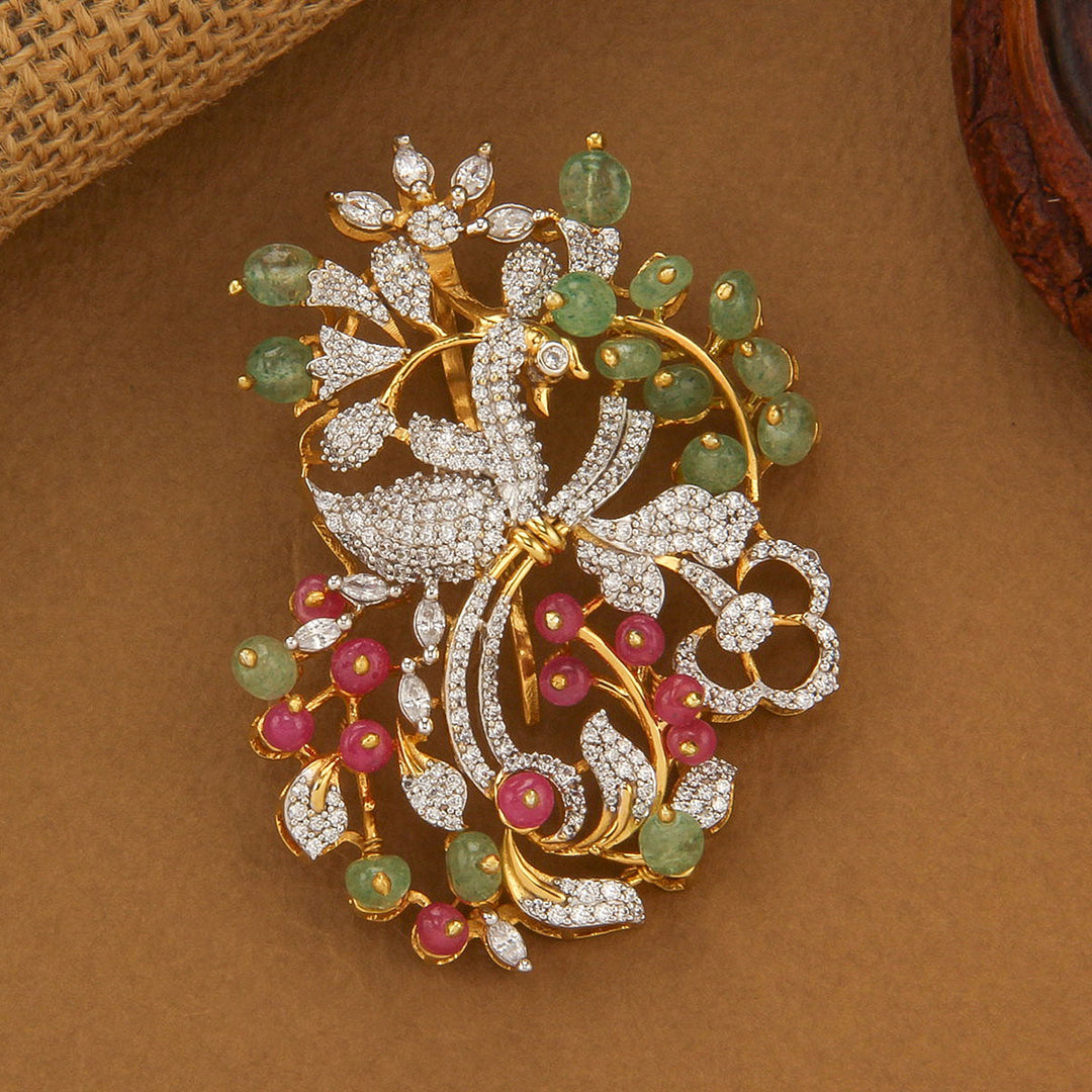 Moncy Avikam Pendant Set