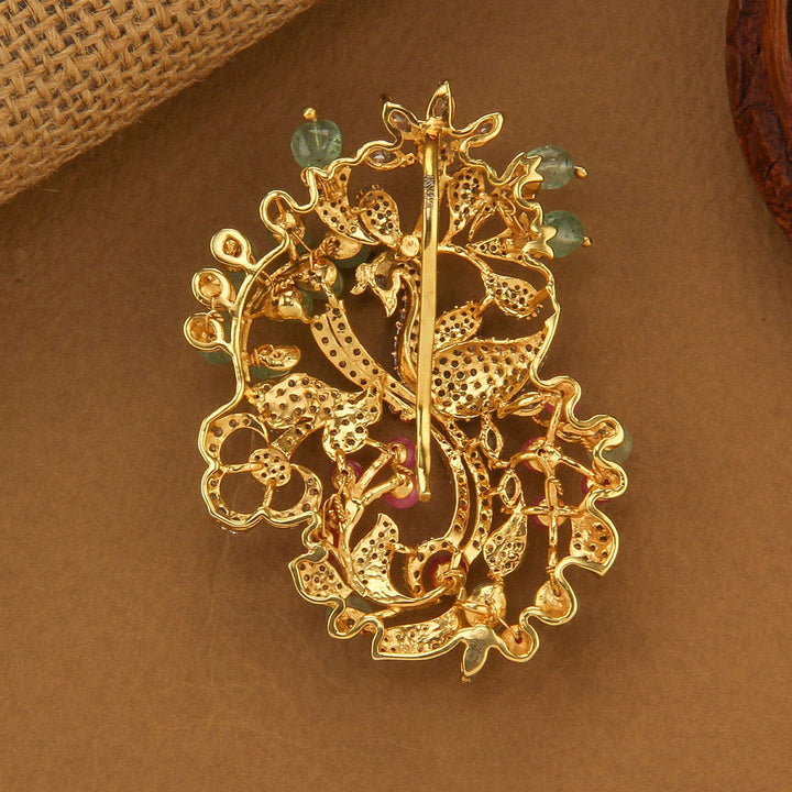 Moncy Avikam Pendant Set