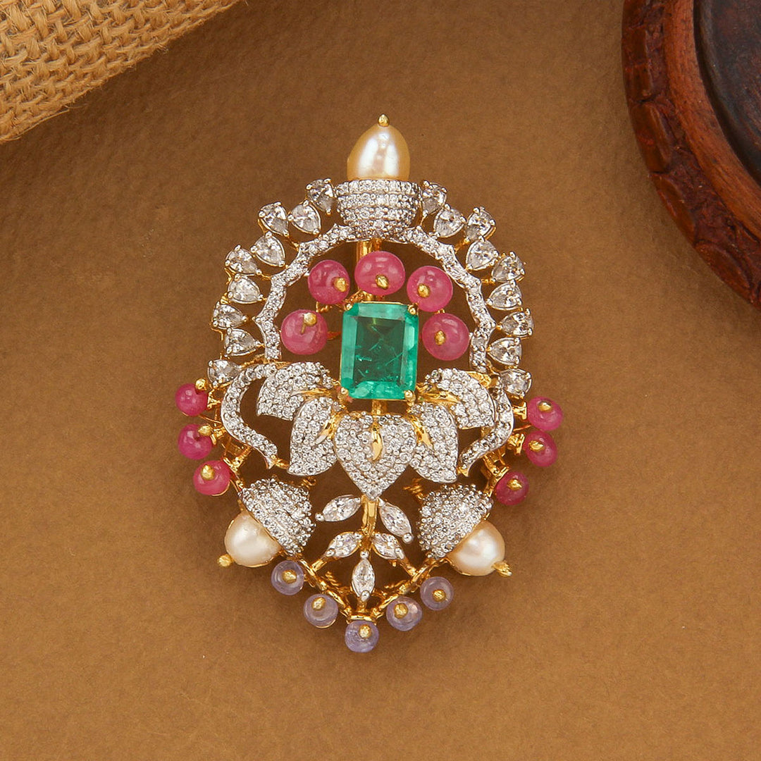 Hema Avikam Pendant Set