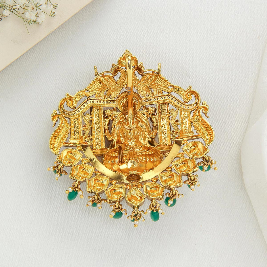 Charvika Nagas Pendant Set