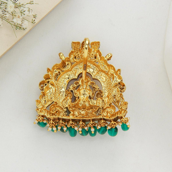 Nadhiya Nagas Pendant
