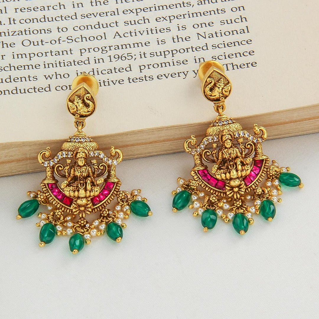 Yalisha Nagas Pendant Set