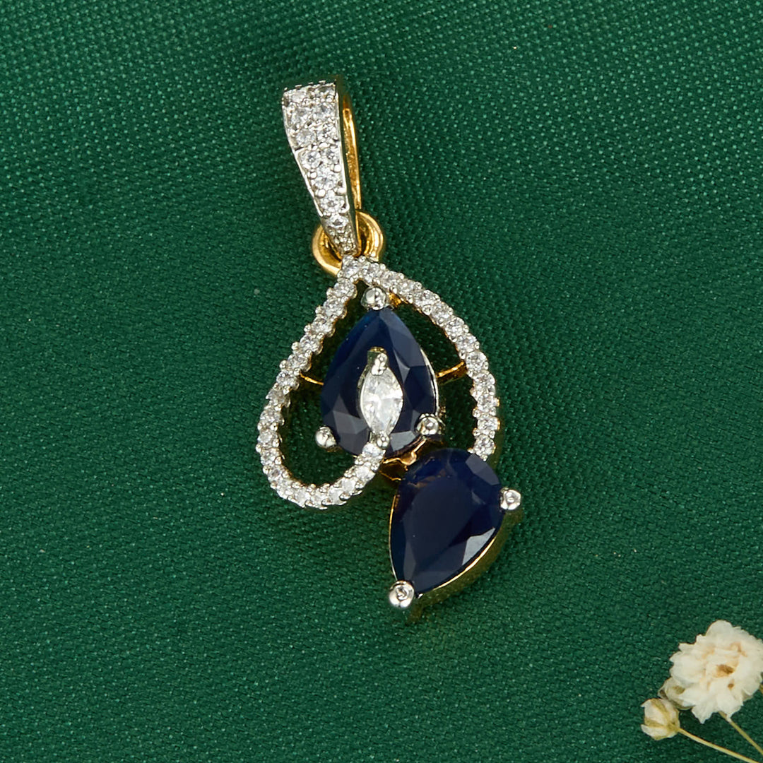 Attractive Pendant Set