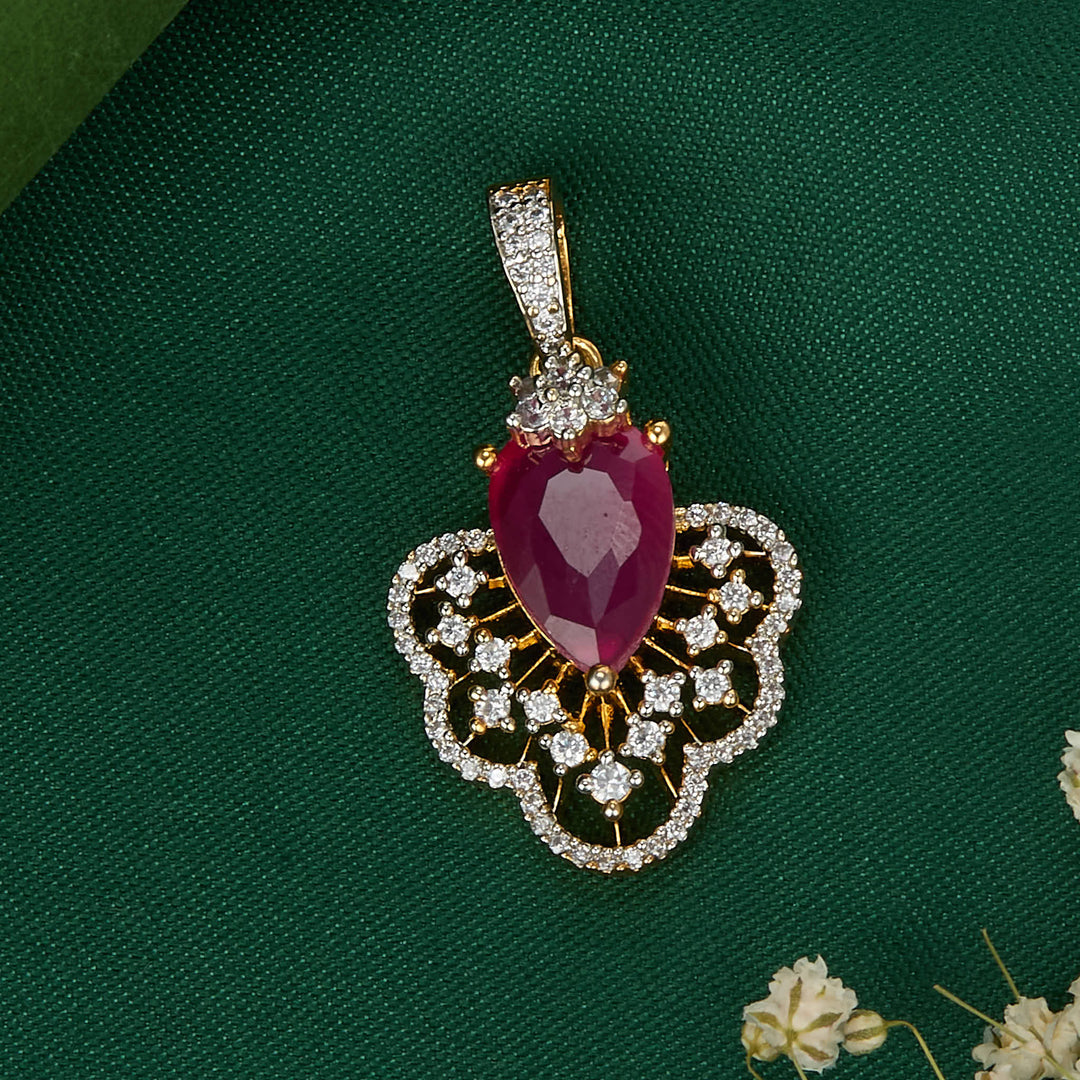 Chakrikaa Pendant Set