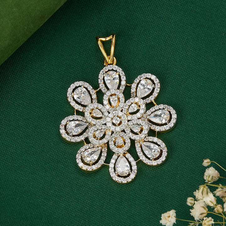 Ksharaa Pendant Set