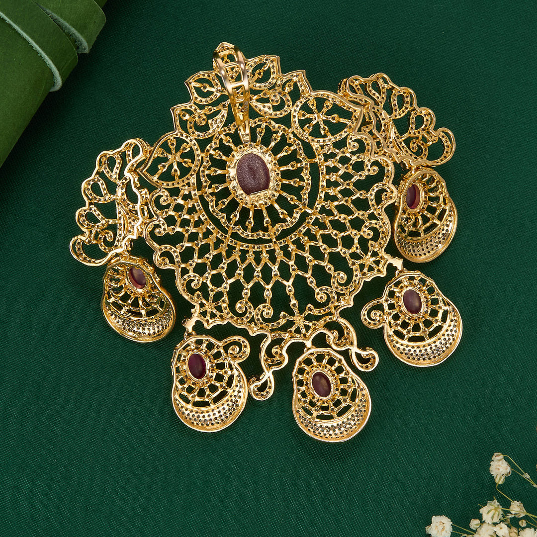 Dhatri Diamond Design Pendant