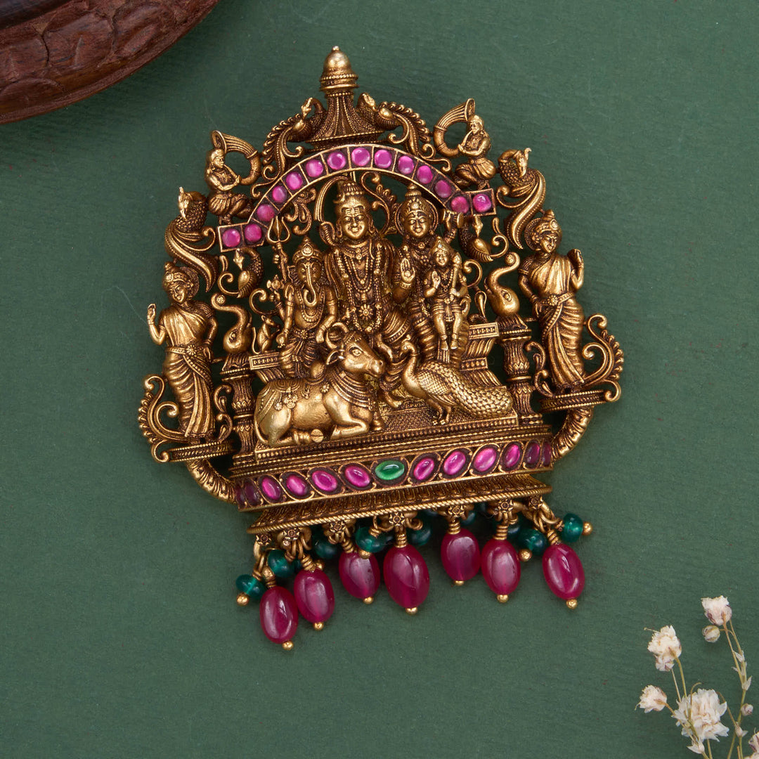 Divine Look 3D Spl Pendant