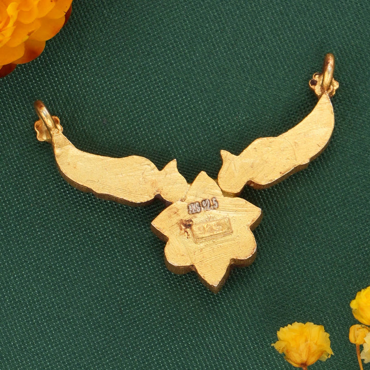 Laveena Kundan Pendant