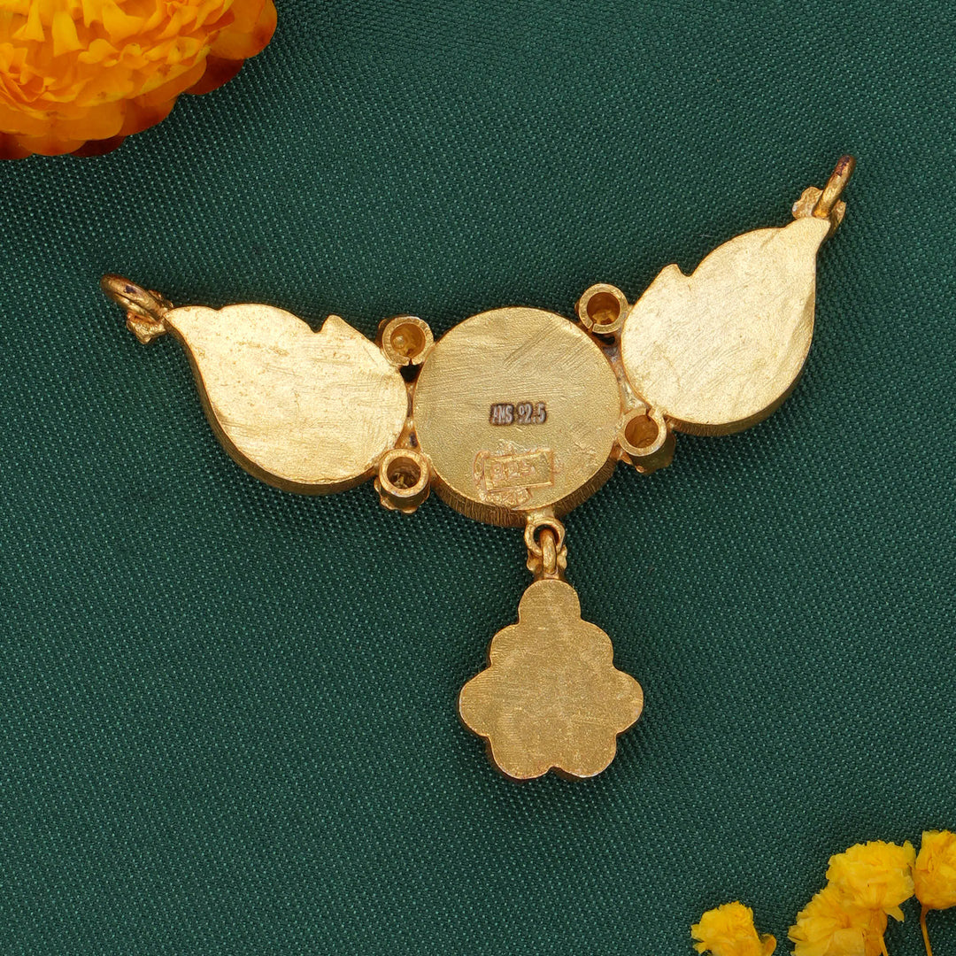 Shivikha Kundan Pendant