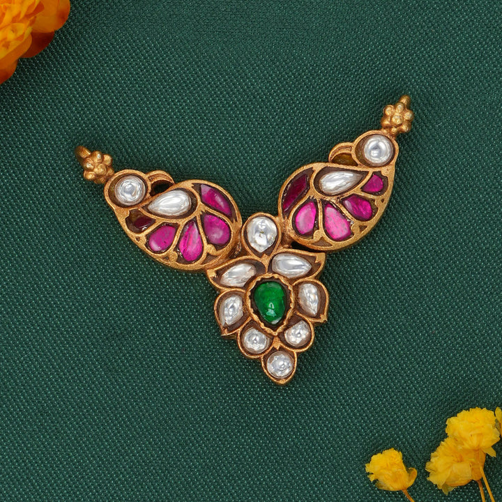 Niharikha Kundan Pendant