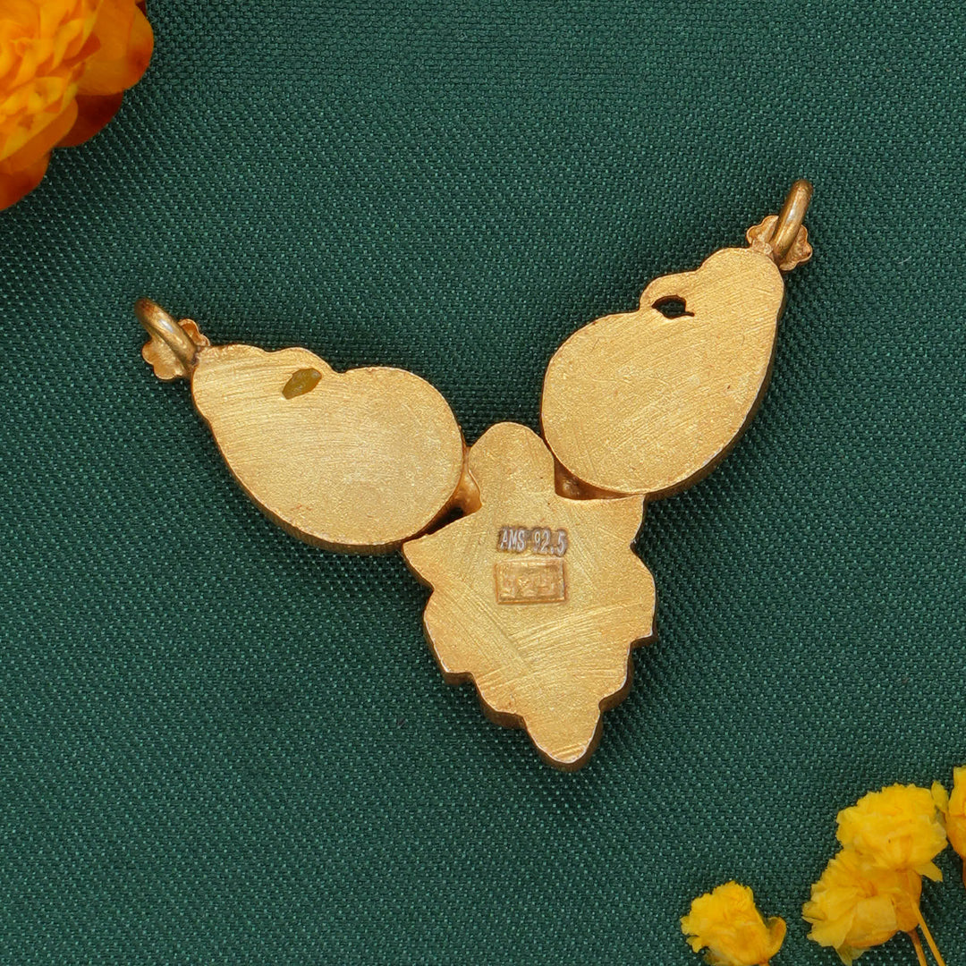 Niharikha Kundan Pendant