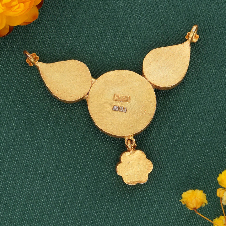 Nishitha Kundan Pendant