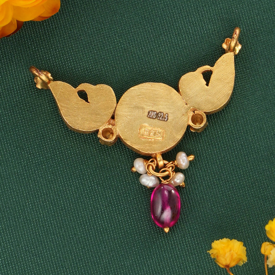Nivethitha Kundan Pendant