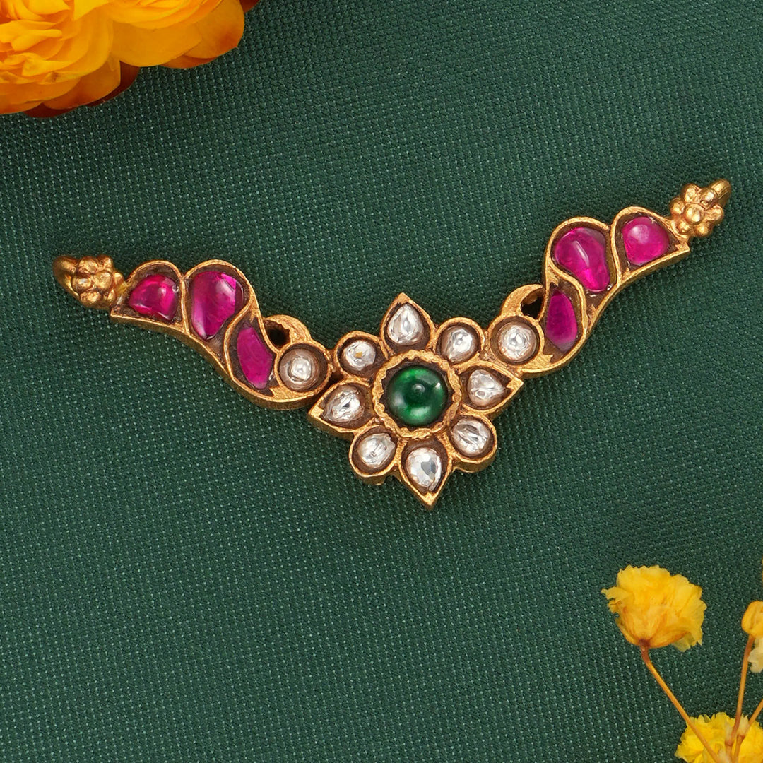 Aarna Kundan Pendant
