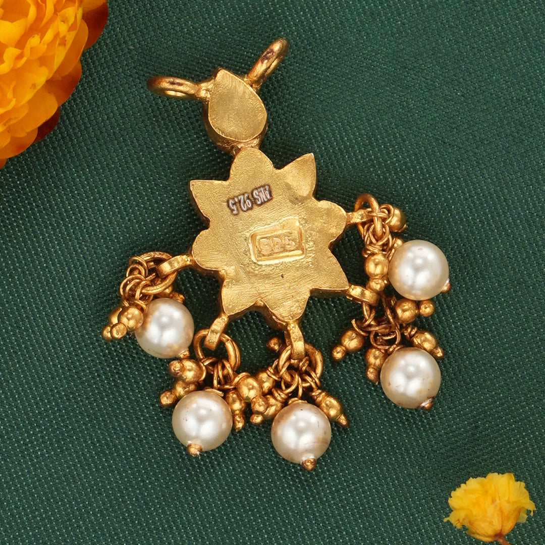 Varnika Kundan Pendant