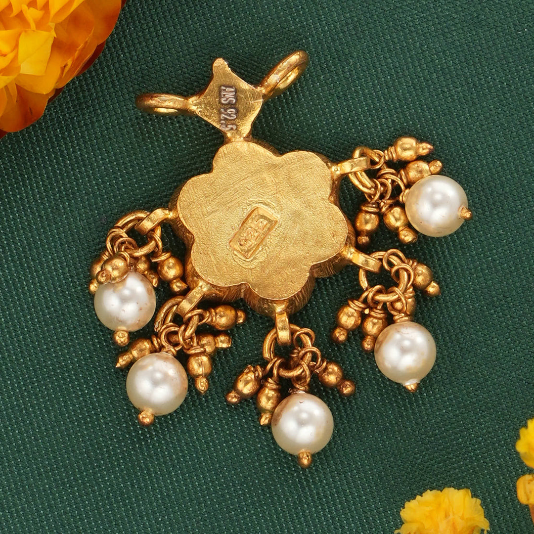 Sharinya Kundan Pendant