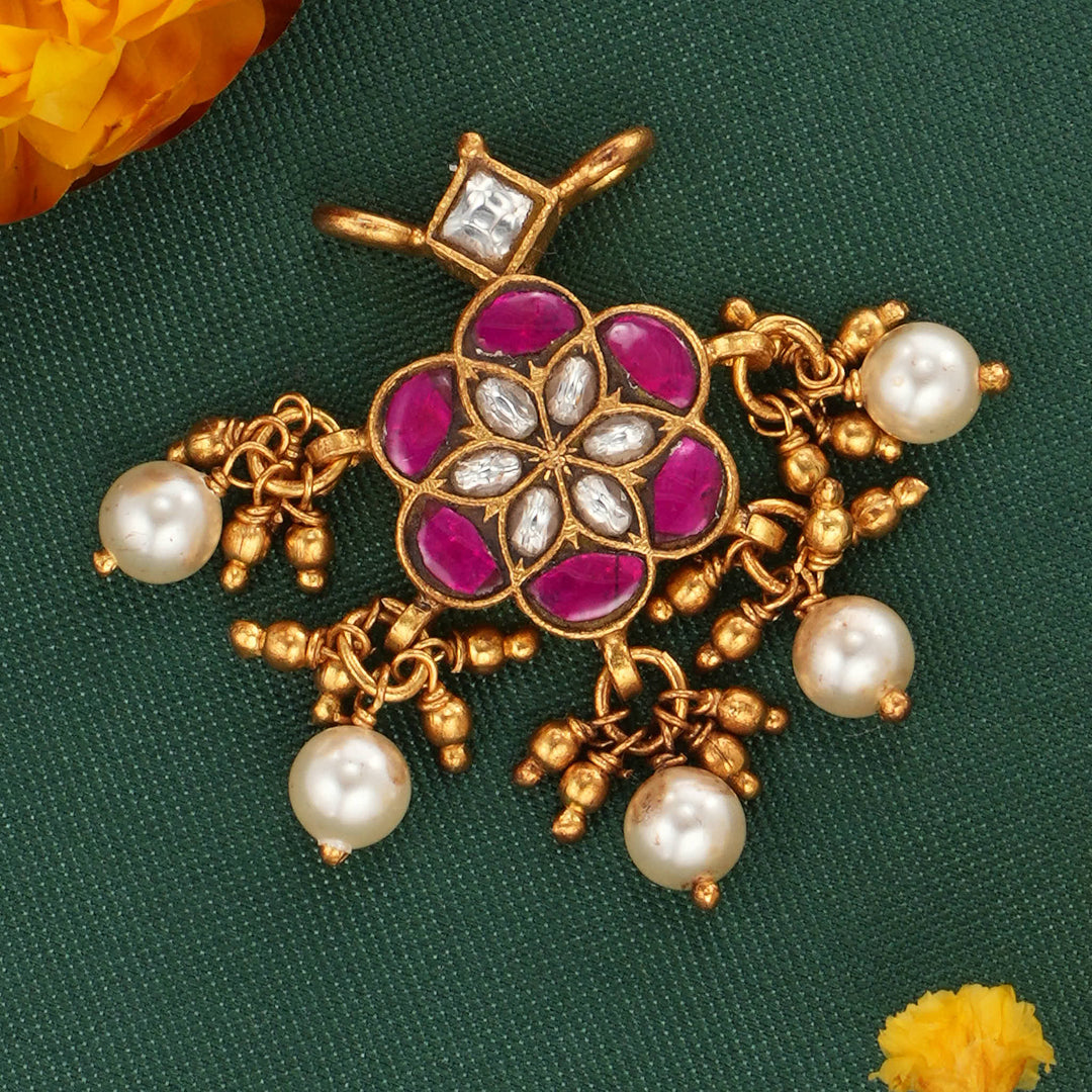 Sharinya Kundan Pendant