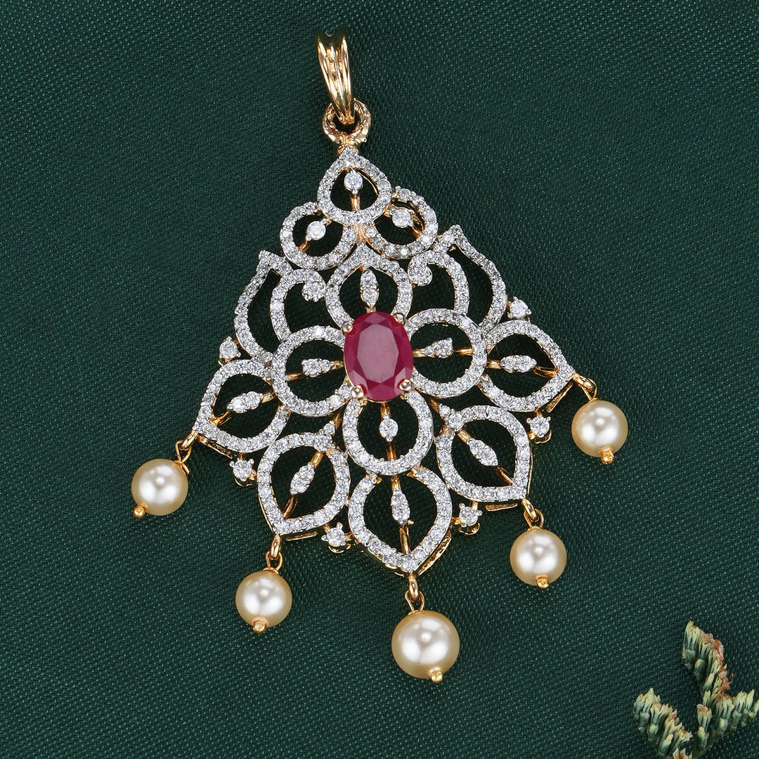 Daisy Avikam Pendant Set