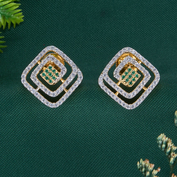 Elettra Avikam Pendant Set